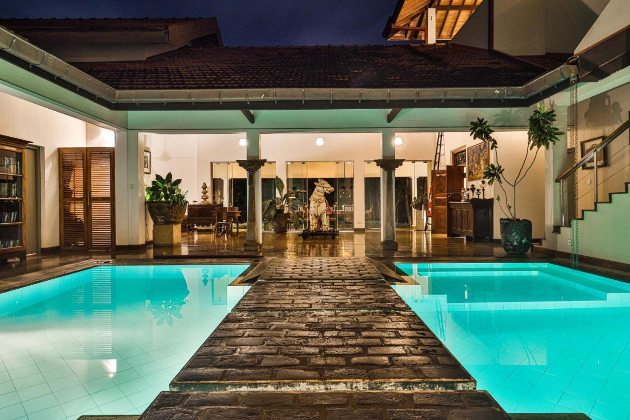 Villa Hundira Негомбо Екстериор снимка